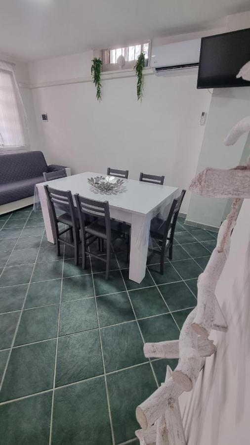 Casa Vacanze Afea Torre Dell'Orso Salento Puglia Екстер'єр фото
