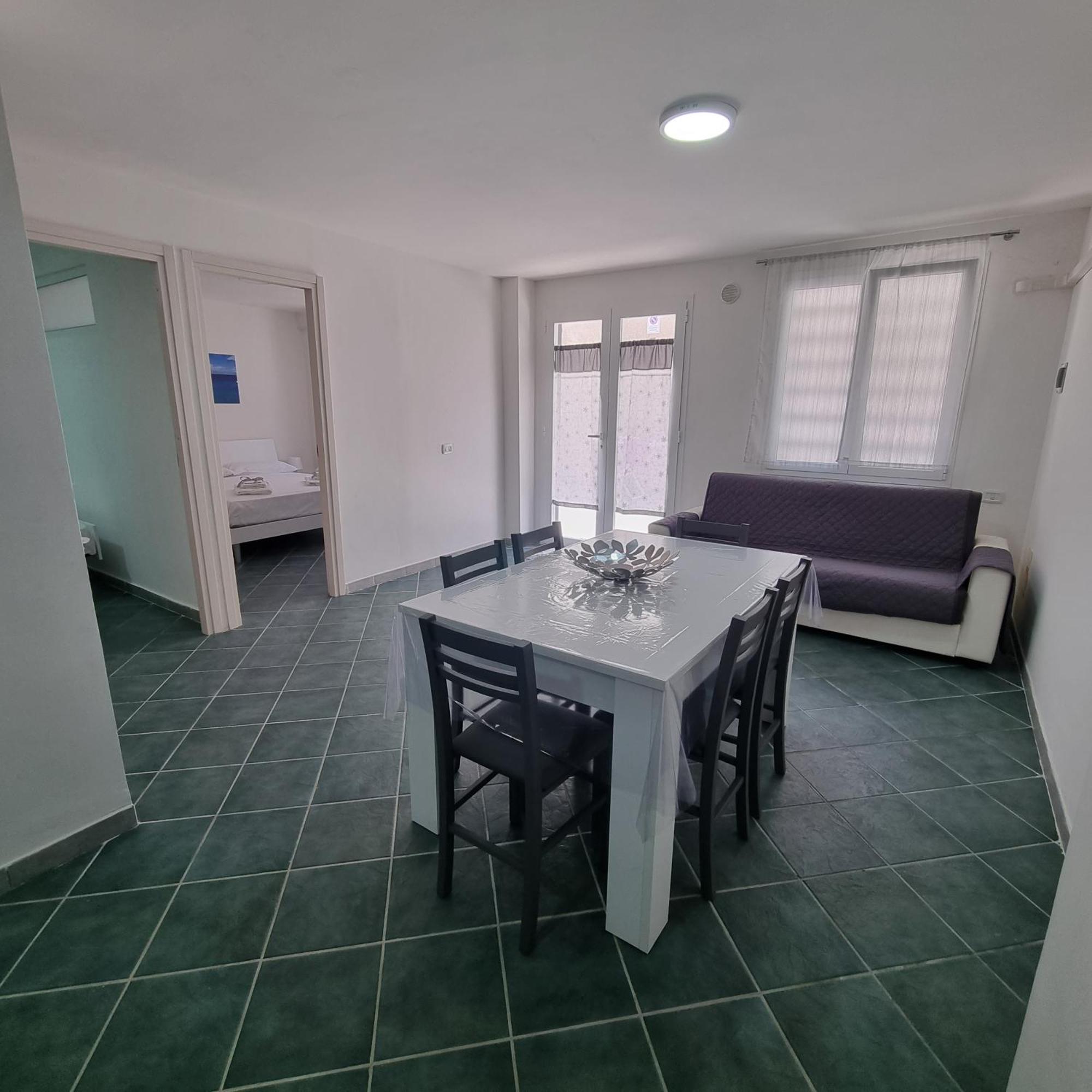 Casa Vacanze Afea Torre Dell'Orso Salento Puglia Екстер'єр фото