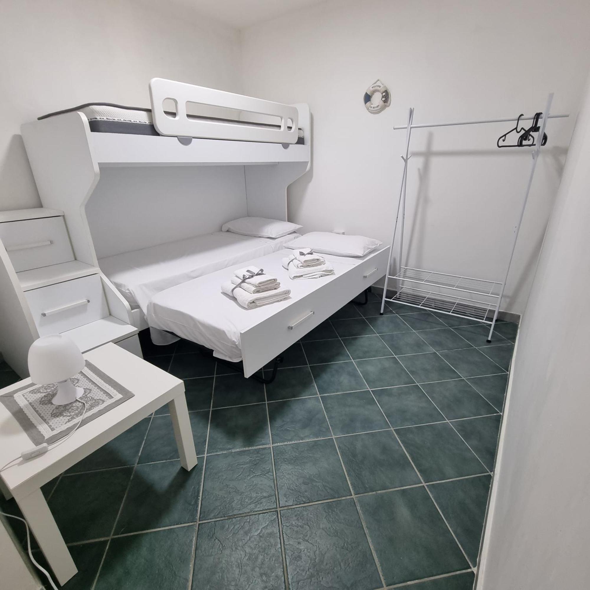 Casa Vacanze Afea Torre Dell'Orso Salento Puglia Екстер'єр фото